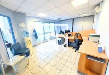Location bureaux Clermont-Ferrand - Proche A75, A71, bus et tram