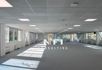 Location bureaux Sophia Antipolis - Proche axes principaux et services sur site