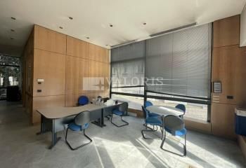 Location bureaux Lyon 6 - Proche Halles Paul Bocuse et transports