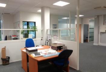 Location bureaux Bron - Proximité aéroport Lyon-Saint Exupéry et Tramway