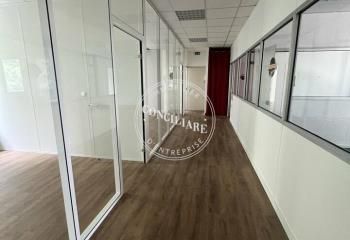 Location bureaux Toulouse - Proche rocade et bus