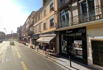 Local commercial à louer Toulouse - Place Dupuy - Transports en commun