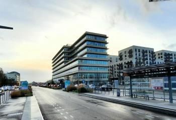 Location bureaux Rouen - Quartier Flaubert - Proche transports