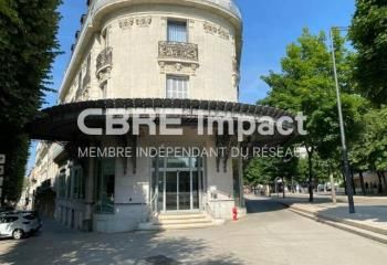 Local commercial à louer Dijon centre-ville - Place Darcy