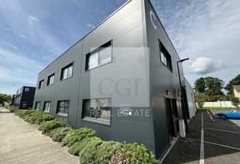Location bureaux avec stockage Cailloux-sur-Fontaines - Proche A46
