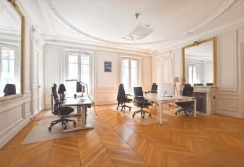 Location bureaux Paris 8 - Proche Métro Saint-Philippe du Roule