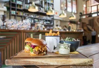 Fonds de commerce avenue des Frères Lumières Lyon 8