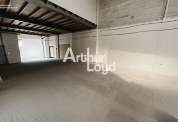 Local d'activité à louer Le Bourget-du-Lac - Porte sectionnelle motorisée