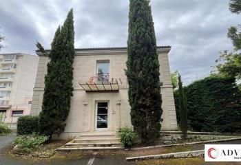 Vente bureaux Bordeaux centre Caudéran - Proche commerces et transports