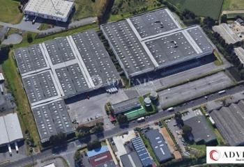 Location entrepôt Toufflers - 38 quais - Proximité A22