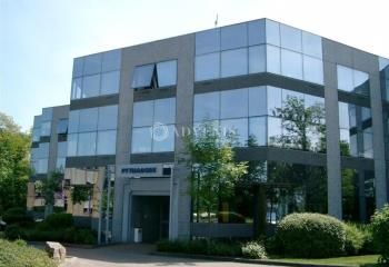 Location bureaux Illkirch-Graffenstaden - Tram et bus à proximité