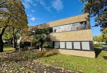 Location bureaux Lingolsheim - Parc des Tanneries - Proche tram et bus