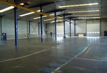 Bâtiment d'activités à vendre Notre-Dame-d'Oé - Proche A10 et A28