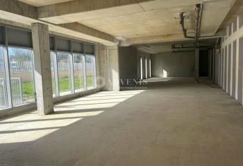 Vente local commercial Chambray-lès-Tours - Axe passager