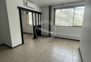 Location bureaux Tournefeuille - Proche axes routiers, bus et pistes cyclables