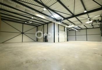 Local d'activité à louer Janneyrias - Proche A432 et aéroport