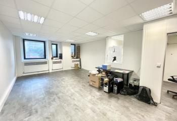 Bureau à louer Issy-les-Moulineaux - Proche Métro Porte de Versailles