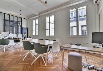 Location bureaux Paris 9 - Proche gare Saint-Lazare