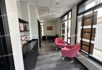 Location bureaux 80 m² Rennes centre-ville - Proche Parc Oberthur
