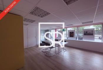 Location bureau Clermont-Ferrand centre - Proche tram et bus