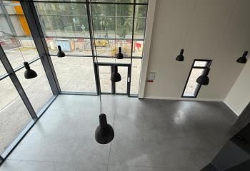 Location bureaux Saint-Denis-lès-Bourg - Proche axe passant et parking