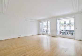 Location bureaux Paris 10 - Proche gare de l'Est et Gare du Nord