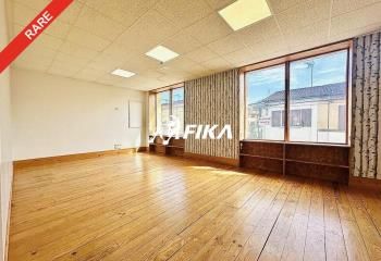 Bureau à louer Sud Bordeaux - Proche D10 et bord de Garonne