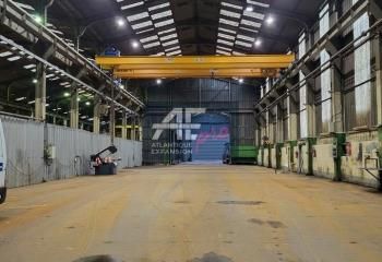 Local d'activités avec ponts roulants à vendre Montoir-de-Bretagne