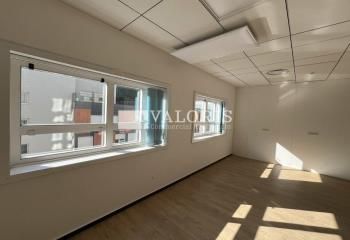 Location bureaux Lyon 9 - Proche métro Gorge de Loup et transports