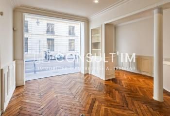 Local commercial à louer Paris 7 - Métro Solférino