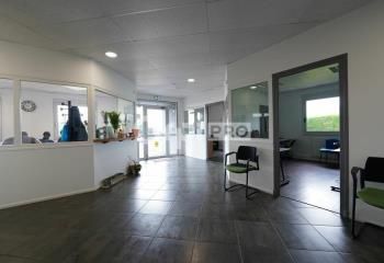 Location bureaux Rillieux-la-Pape - Proche D1, D144, bus et gare