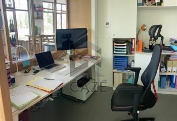 Bureau à vendre Bordeaux - Proche pont Chaban Delmas et bus
