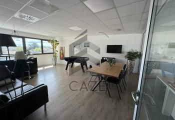 Bureaux à louer Bordeaux - Proche bus et tram