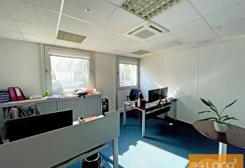 Bureaux à louer Labege - Proximité commerces et transports