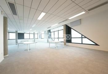 Location bureaux Champagne-au-Mont-d'Or - Proche A6 et bus