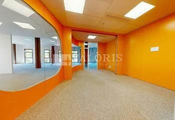 Location bureaux Limonest - Proche gare de Vaise et Lyon Part-Dieu