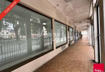 Local commercial à louer Rennes centre-ville - Transports à proximité