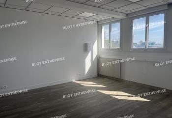 Location bureau Concarneau - Proche bus et port