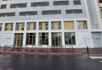 Local commercial à louer Puteaux - Proche La Défense