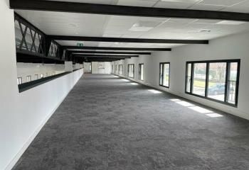 Bureaux à vendre Vénissieux - Proche métro, tramway et gare Part-Dieu