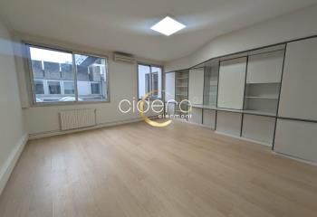 Location bureaux Clermont-Ferrand - Proche tram et vélos