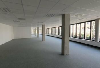 Location bureaux Grenoble - Proche transports en commun