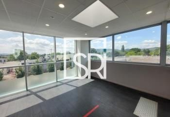 Location bureaux Clermont-Ferrand - Quartier La Pardieu - Proche transports