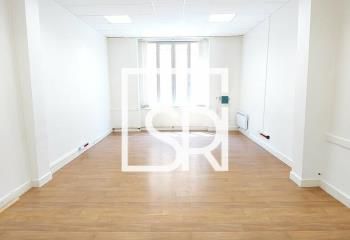 Location bureaux hyper-centre Clermont-Ferrand - Tram, bus, gare