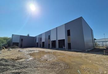 Location locaux d'activité Saint-Genis-Laval - Proche Lyon