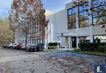 Location bureaux Sophia Antipolis - Proche gare routière et Place Bermond