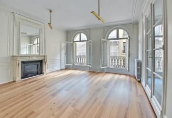 Location bureaux Paris 9 - Proche gare Saint-Lazare et transports