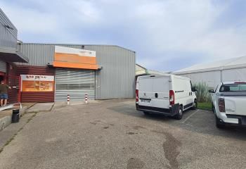 Local d'activité à louer Ambérieu-en-Bugey - Proche stationnement