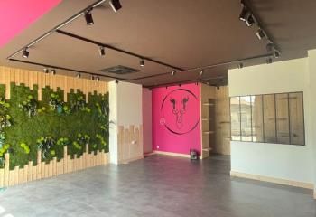 Local commercial à louer Saint-Junien - Axe principal