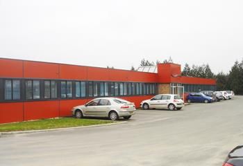 Local d'activité à louer Ingré - Visibilité A10 et Parc d'activités